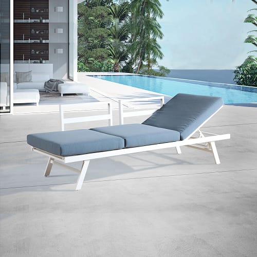 folding sun lounger