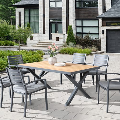 outdoor dining table set
